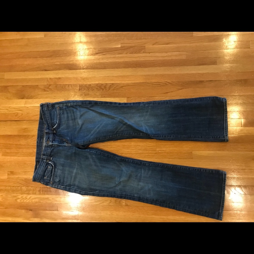 bootleg leg jeans